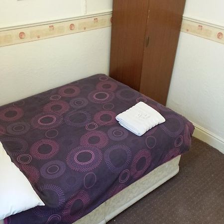 Bed and Breakfast The Elmora à Blackpool Extérieur photo