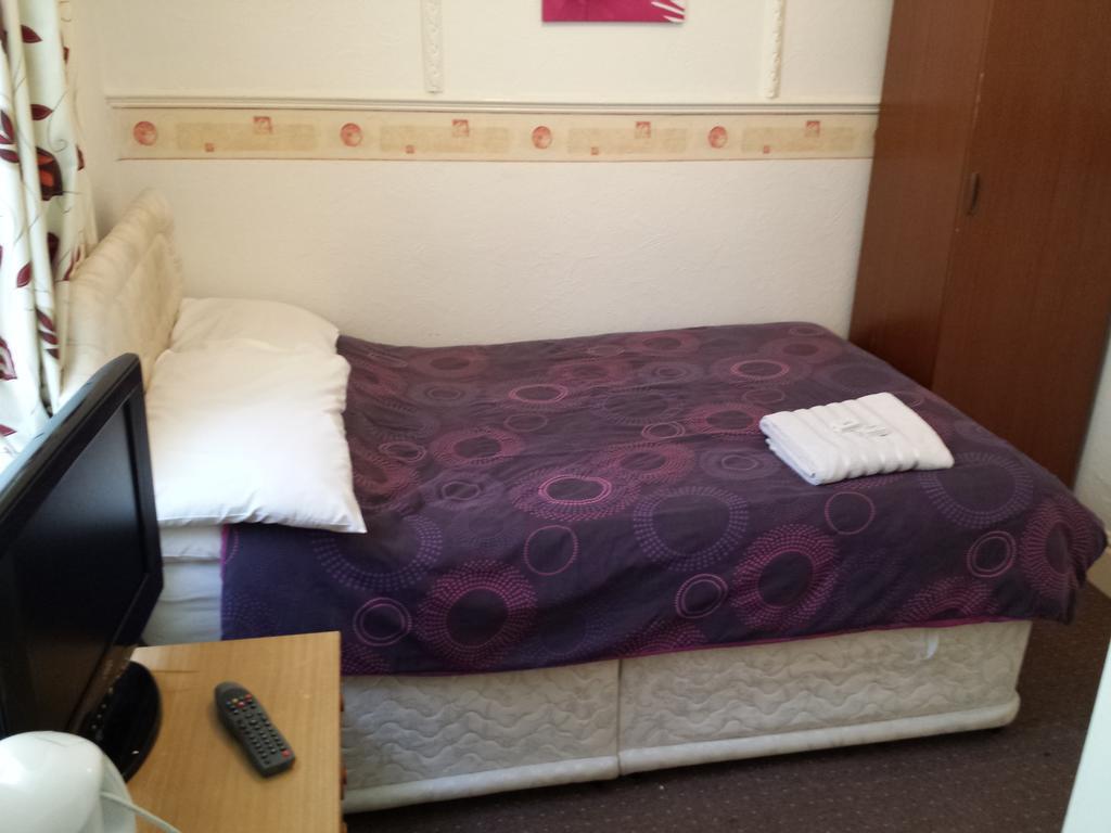 Bed and Breakfast The Elmora à Blackpool Chambre photo